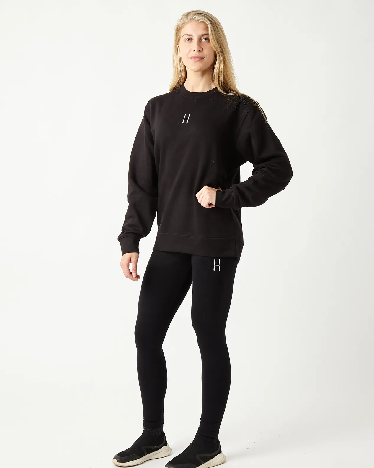 Core Sweater - Black