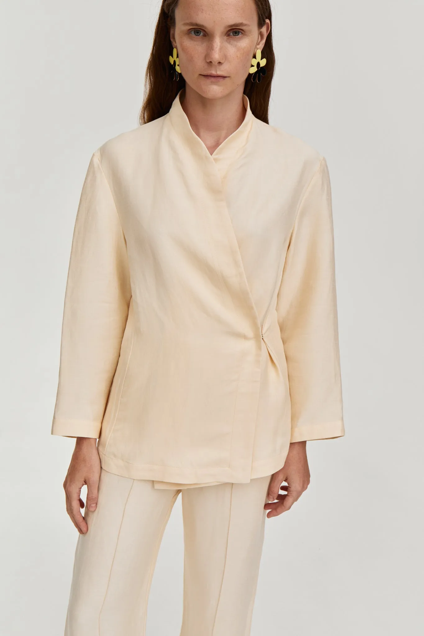 Linen side-wrap shirt - Creme