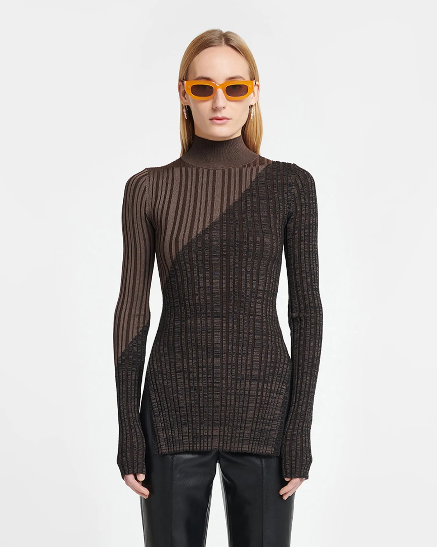 Zareen - Ribbed Merino Wool Turtleneck Top - Fossil/Black